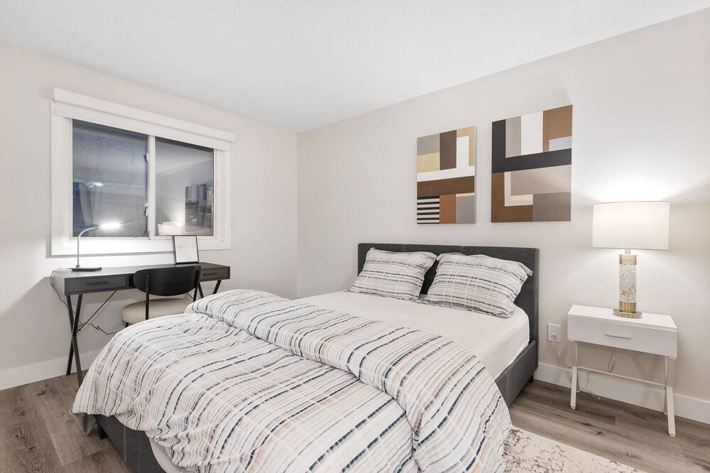 Photo of Bedroom in Ottawa Division