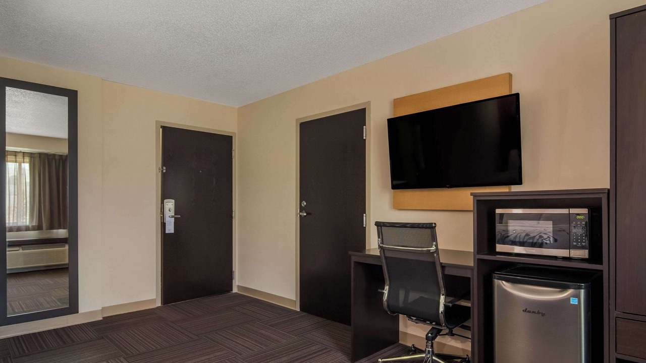 Photo of Bedroom in Erie