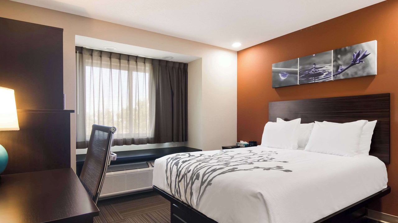 Photo of Bedroom in Erie