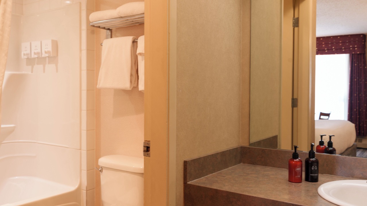 Photo of Bathroom in Jasper