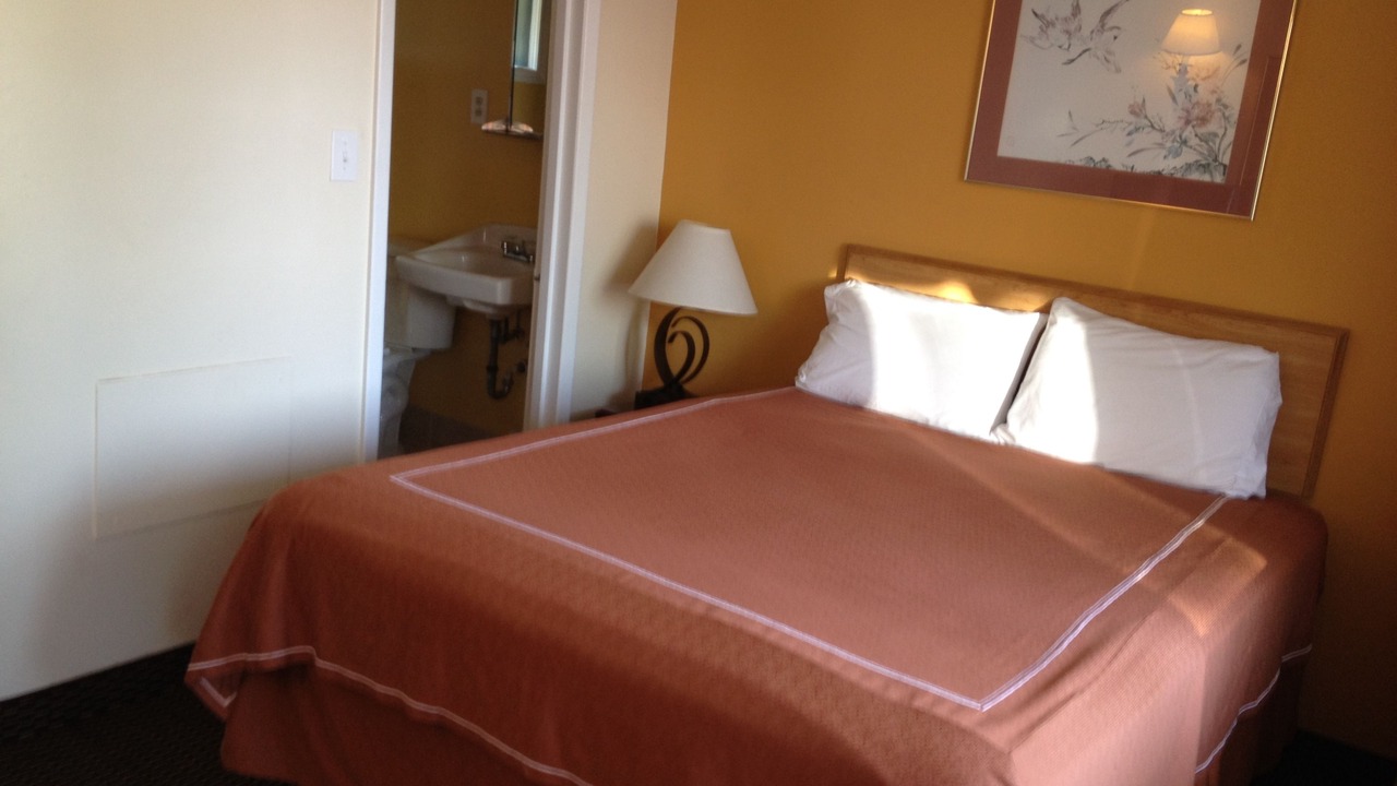 Photo of Bedroom in Niagara Falls