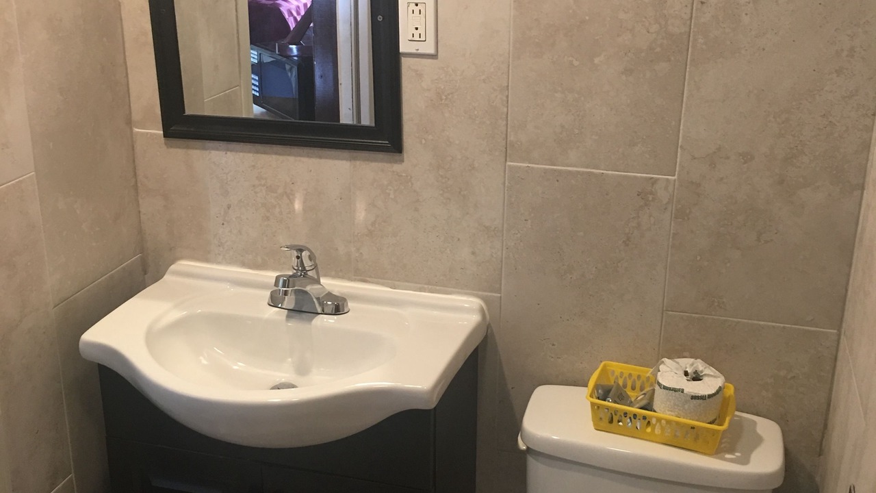 Photo of Bathroom in Niagara Falls