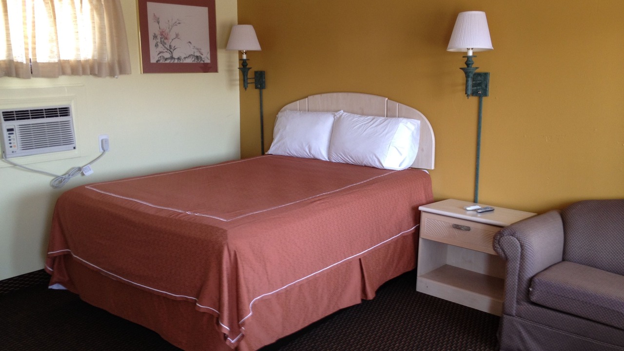 Photo of Bedroom in Niagara Falls