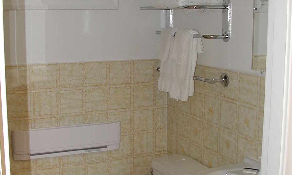 Photo of Bathroom in Cranbrook