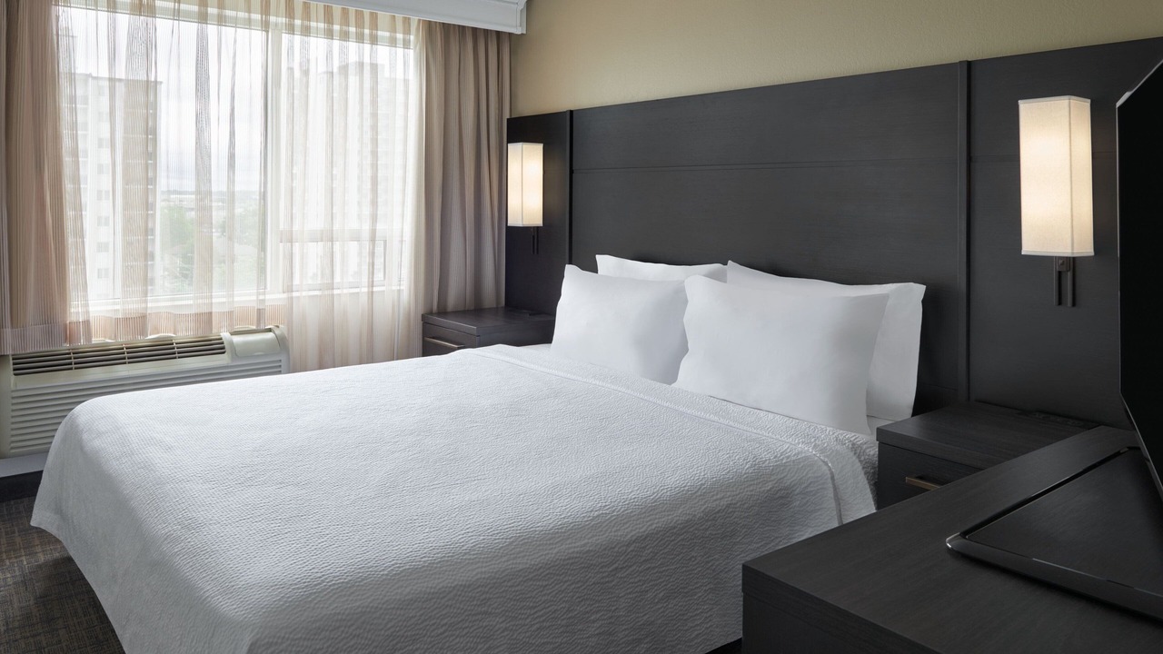Photo of Bedroom in Downtown London
