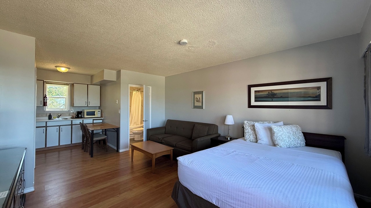 Photo of Bedroom in Historic Powell River Townsite