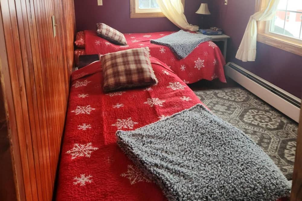 Photo of Bedroom in Columbia Cross Roads