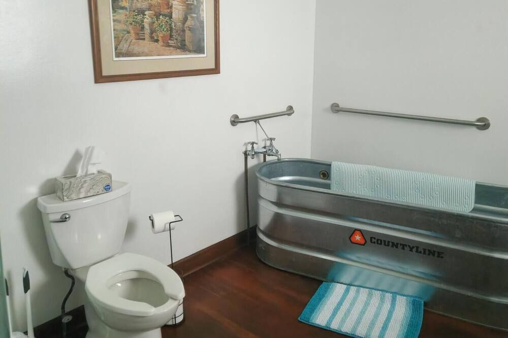 Photo of Bathroom in Columbia Cross Roads