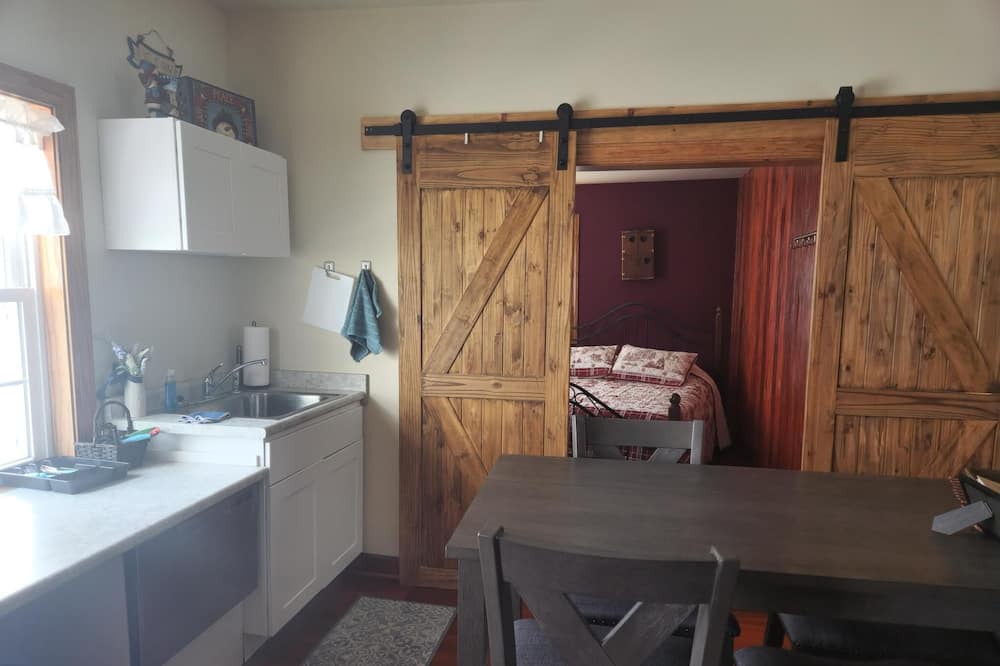 Photo of Kitchen in Columbia Cross Roads
