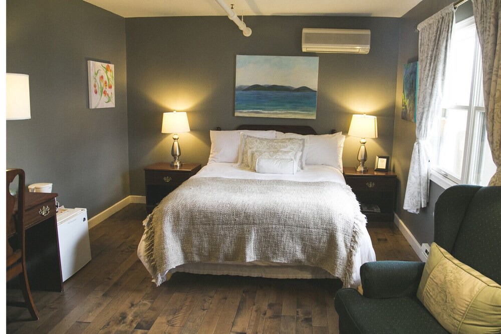 Photo of Bedroom in Queens
