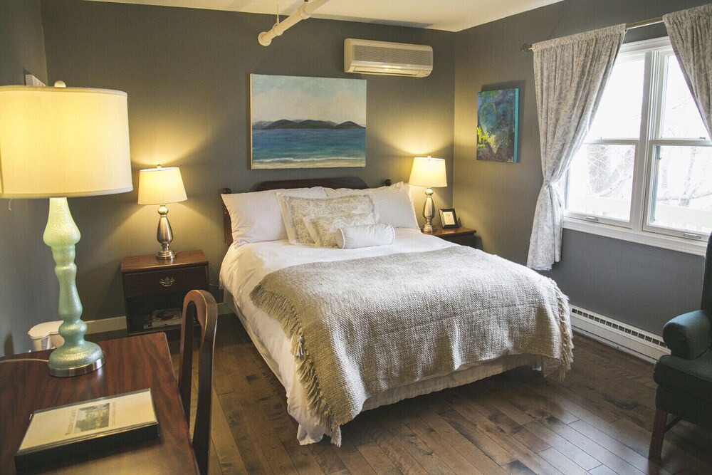 Photo of Bedroom in Queens