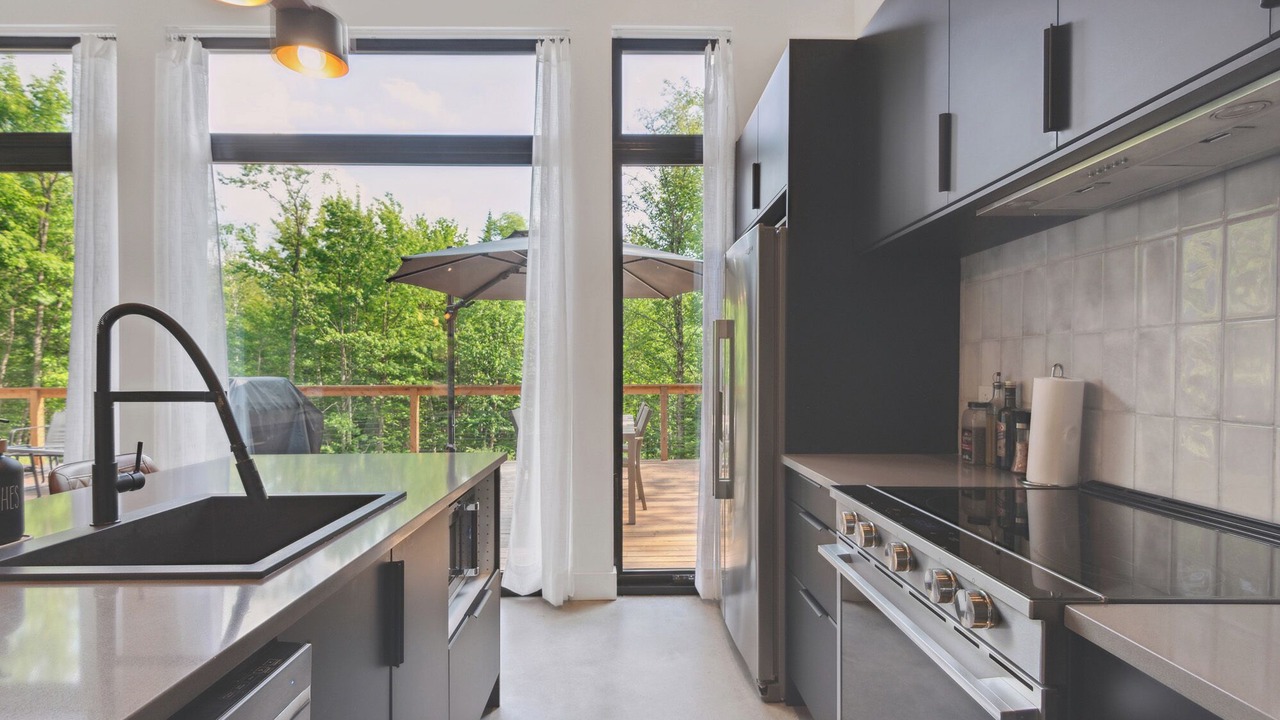 Photo of Kitchen in Lac-Superieur