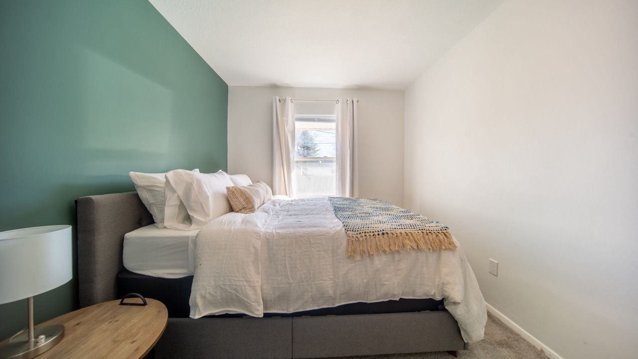 Photo of Bedroom in Madison - Lakeland