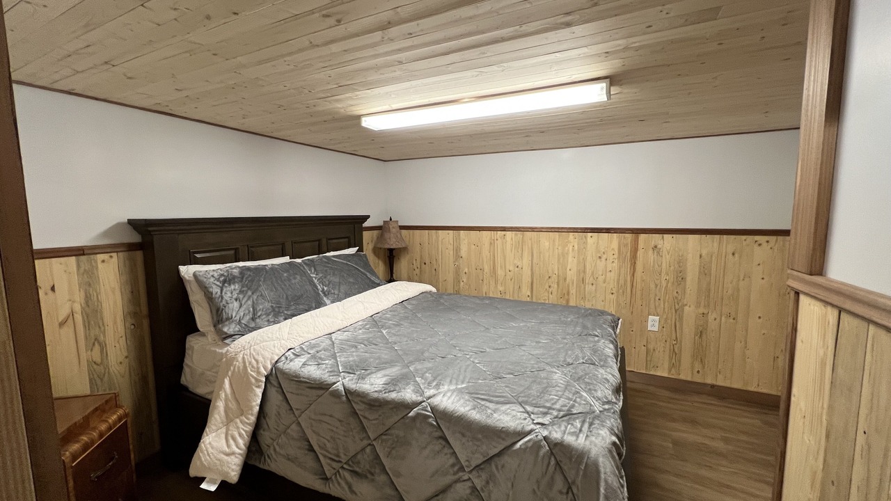 Photo of Bedroom in Mandeville