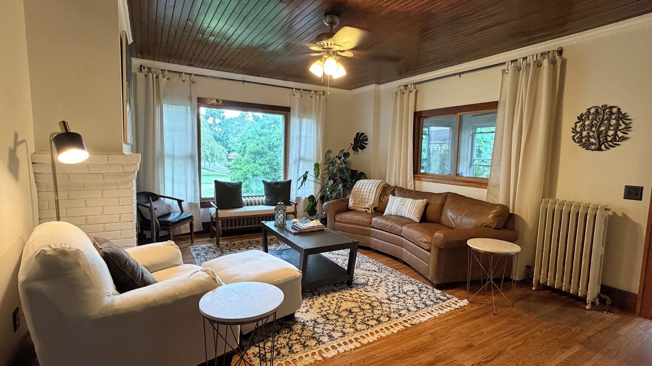 Photo of Livingroom in Charlotte