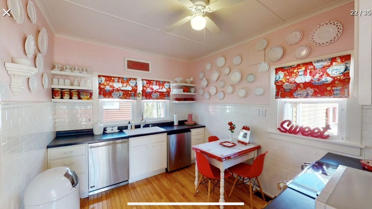 Photo of Kitchen in Lakeside