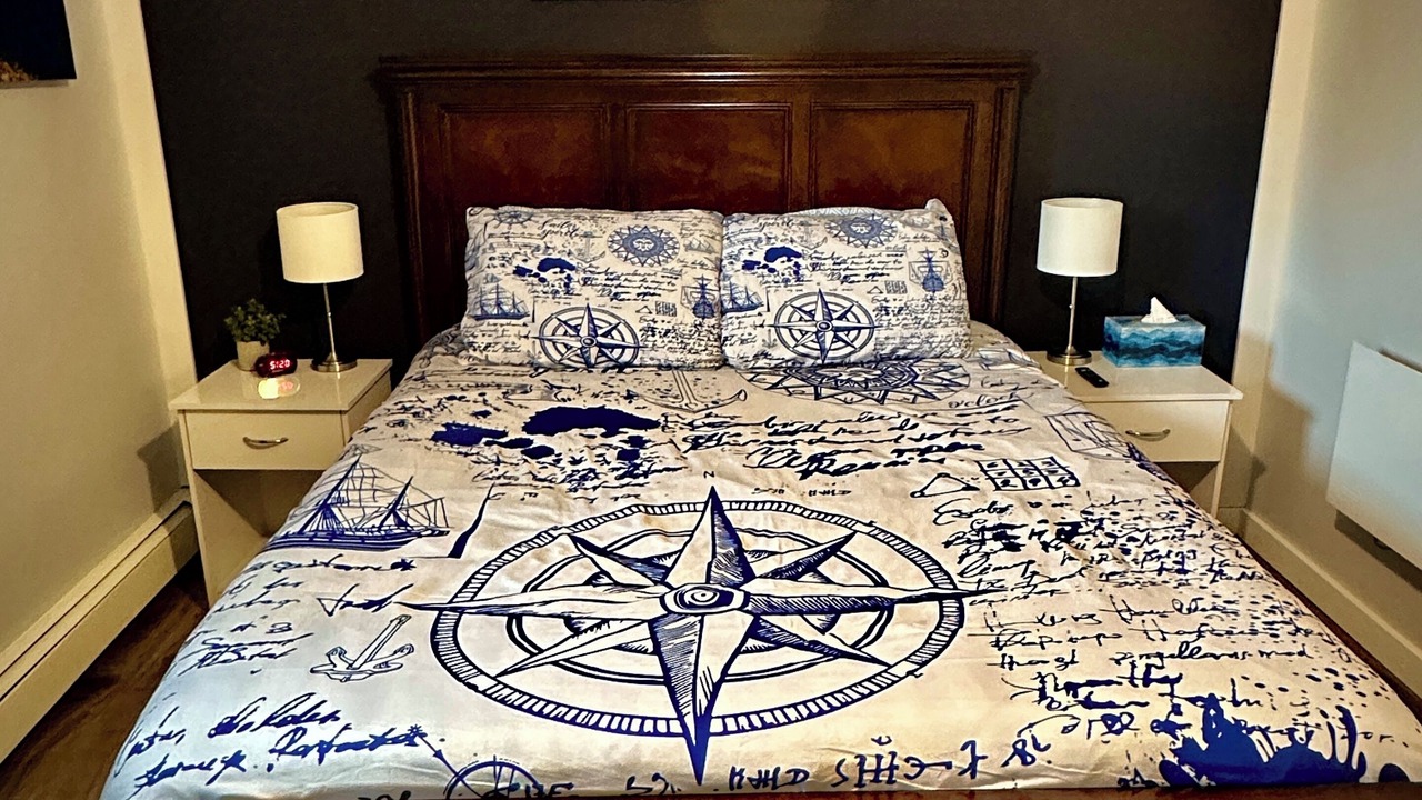 Photo of Bedroom in Burnt Cove