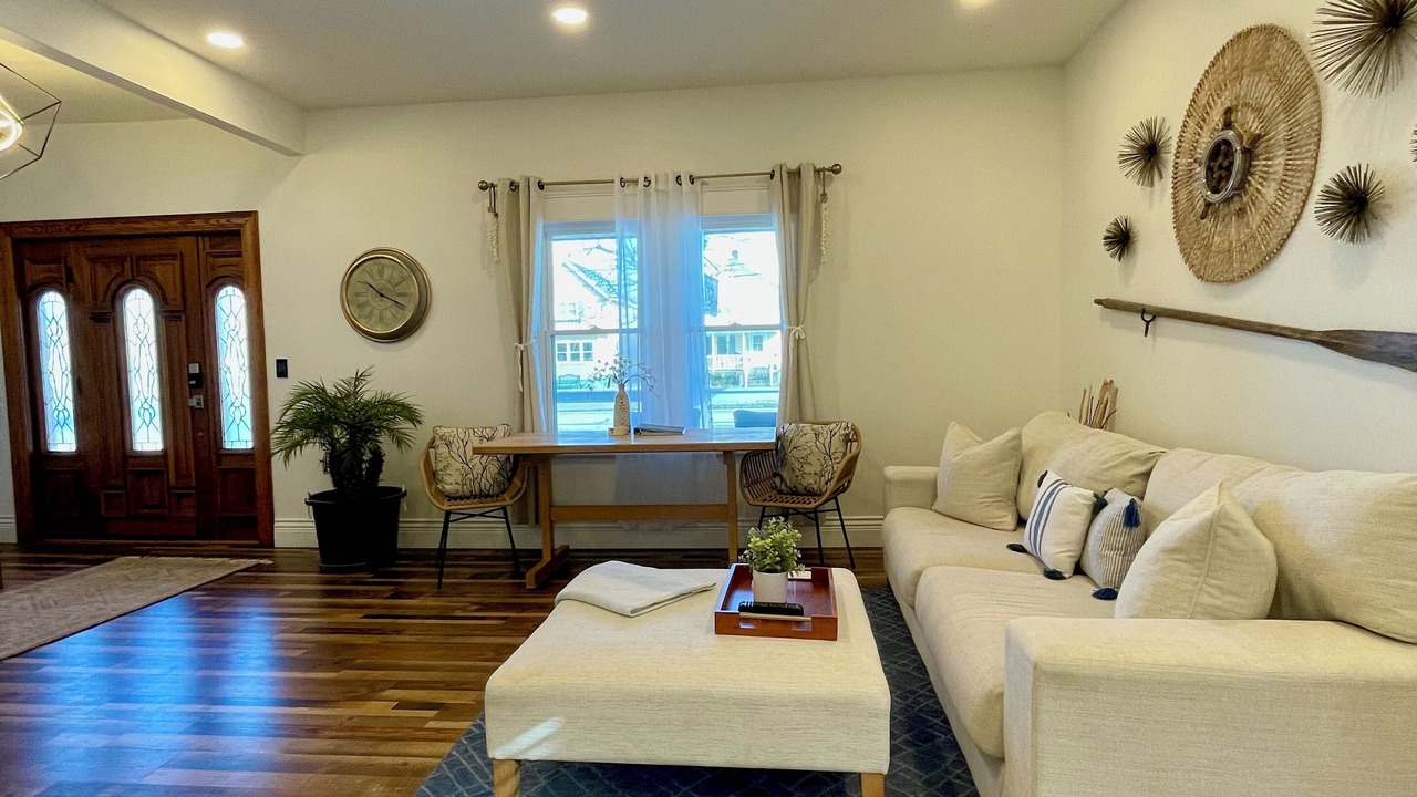 Photo of Livingroom in Fairport Harbor