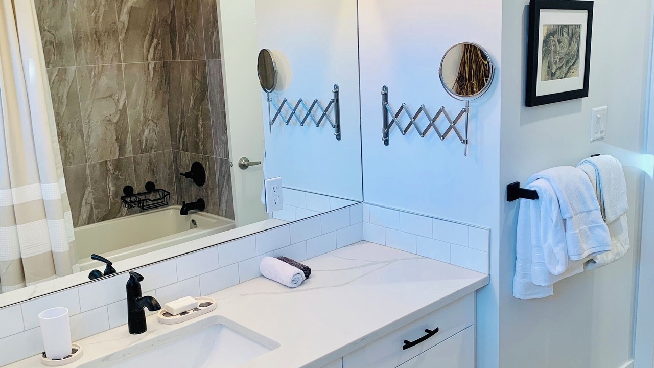 Photo of Bathroom in Kingsland