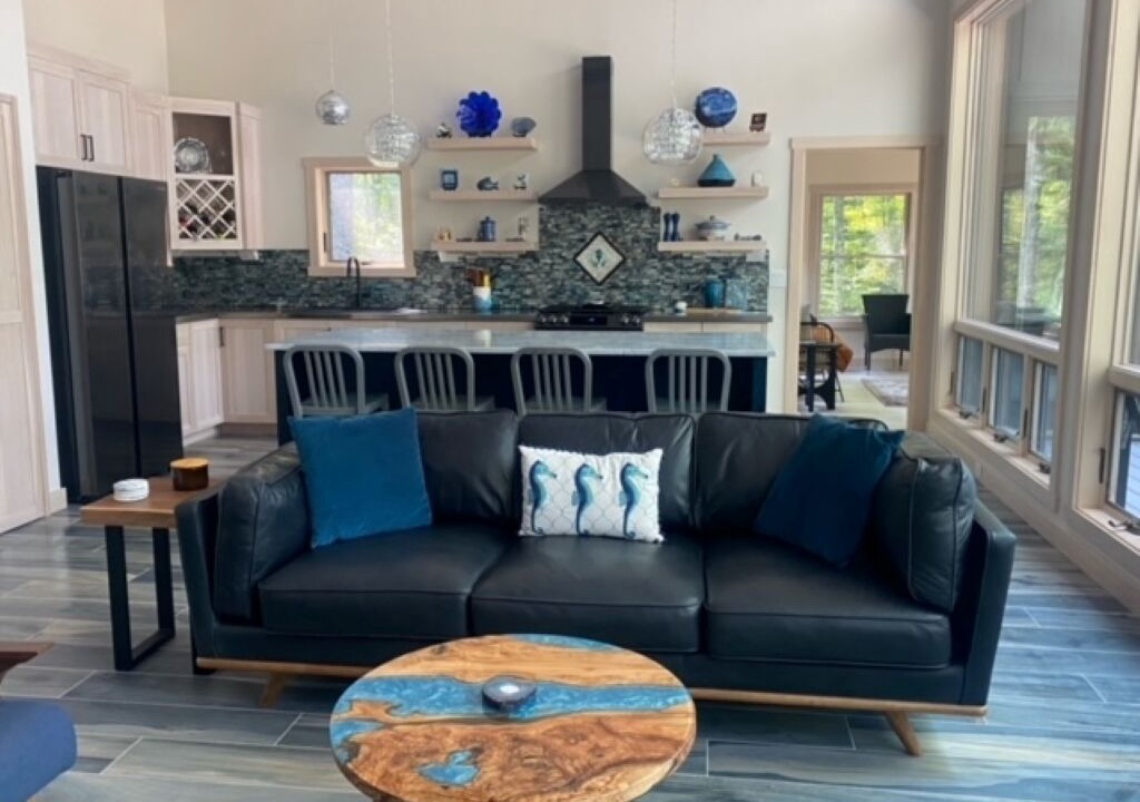Photo of Livingroom in Ontonagon
