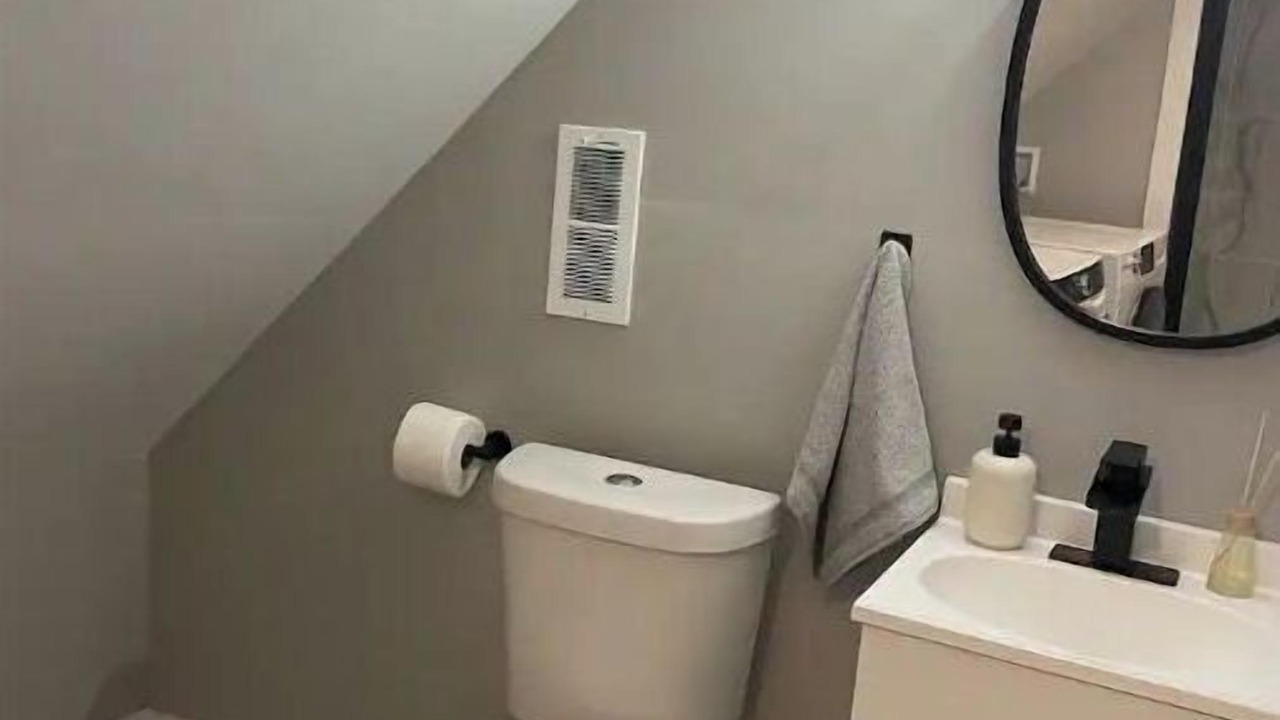 Photo of Bathroom in Tremont