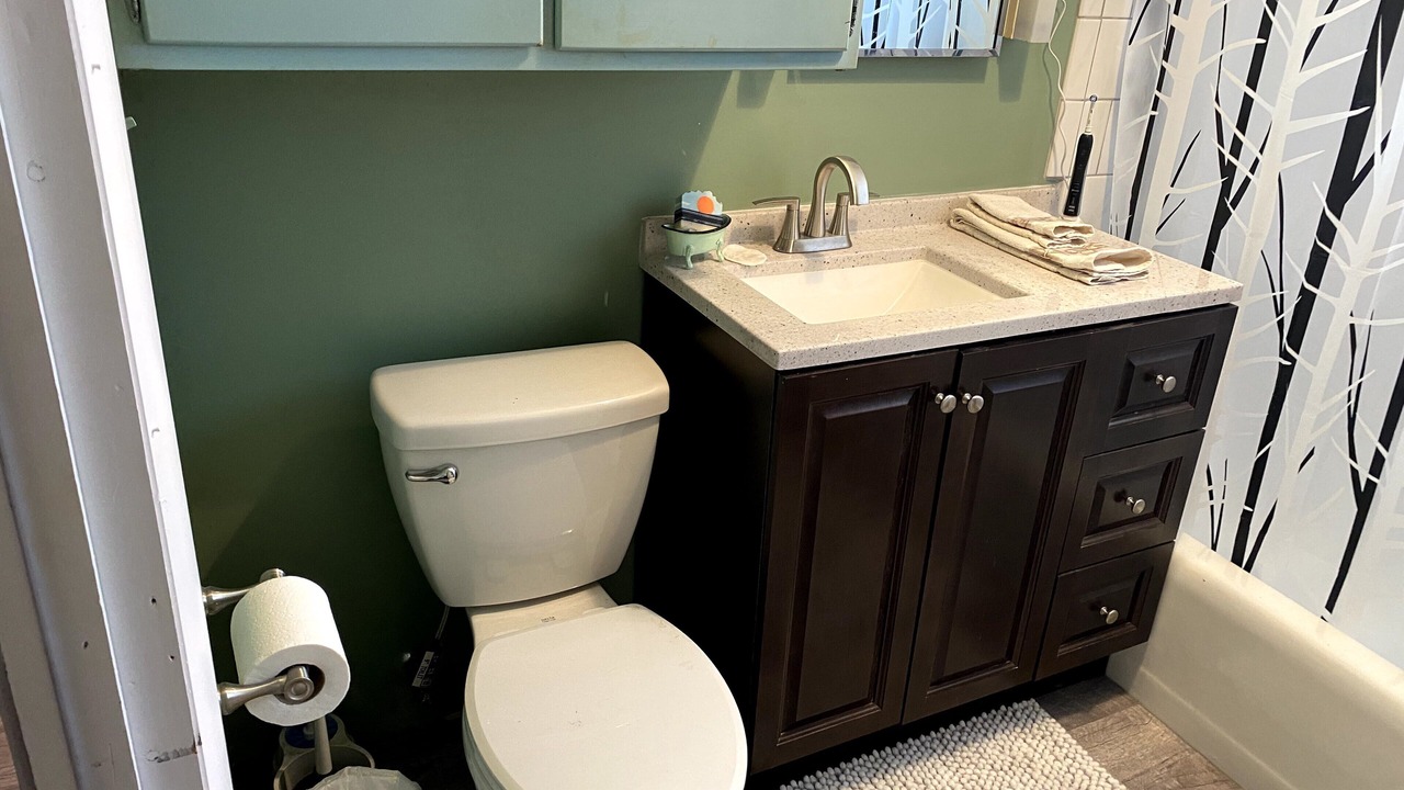Photo of Bathroom in Lakeside
