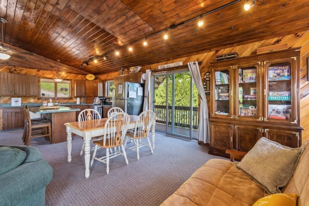 Photo of Livingroom in Wolcott