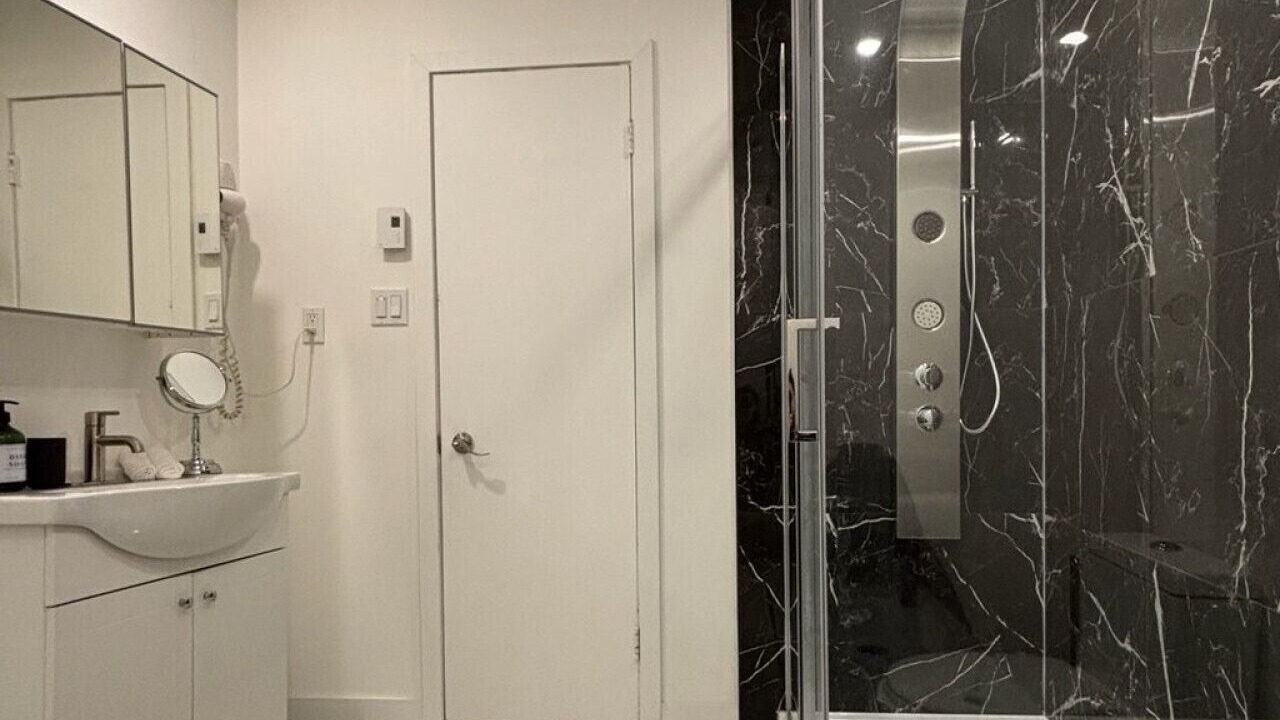Photo of Bathroom in Plateau Mont Royal
