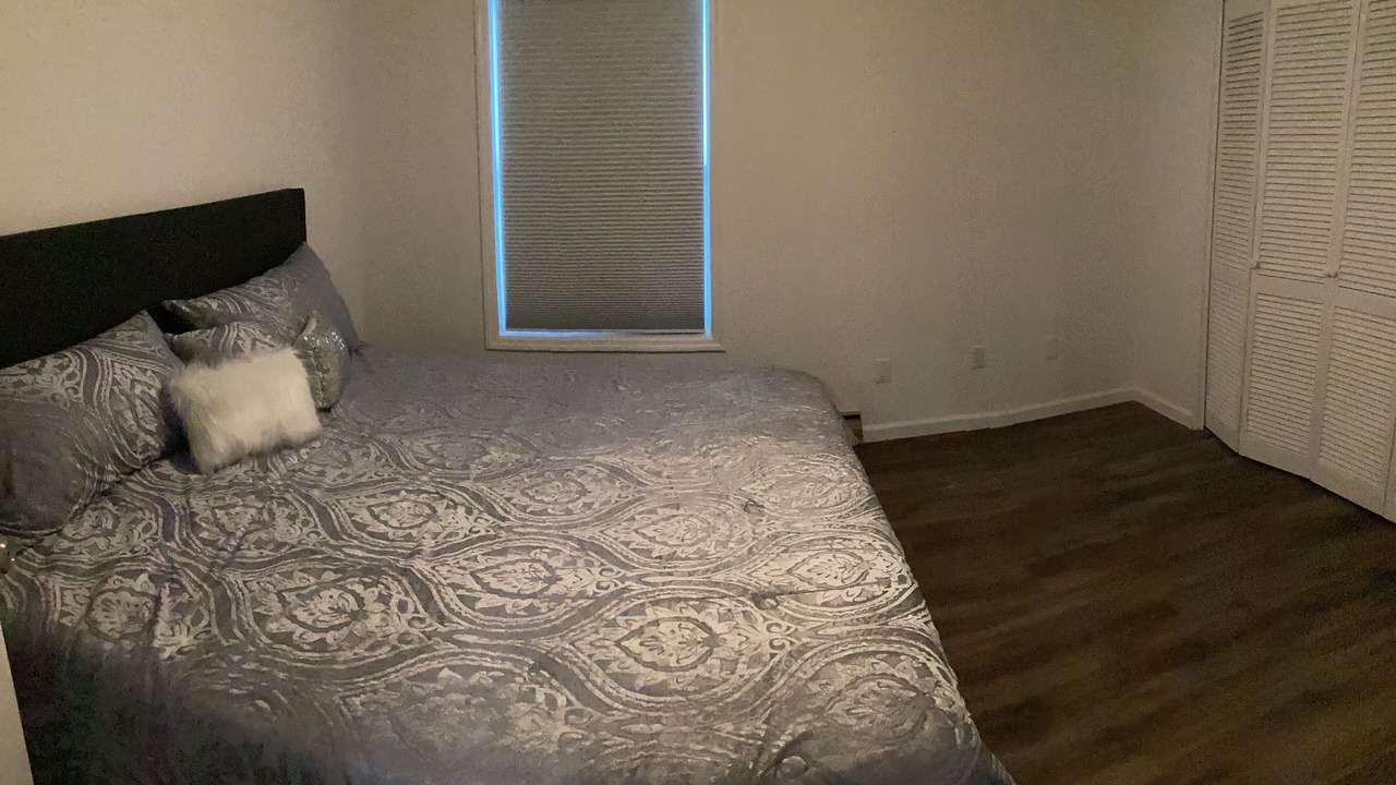 Photo of Bedroom in Lansing