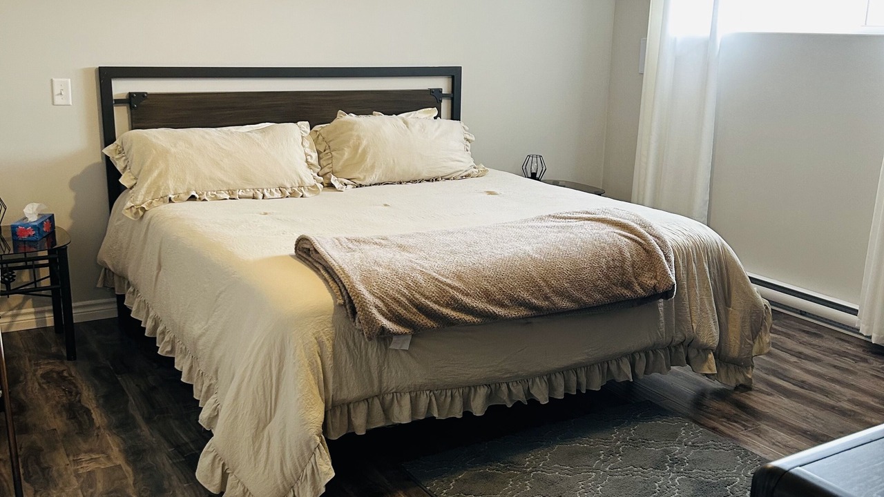 Photo of Bedroom in Economy
