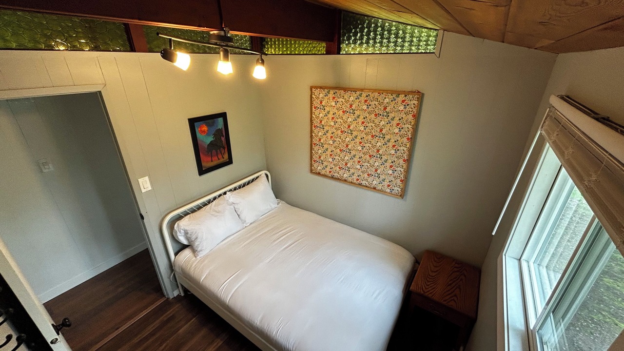Photo of Bedroom in Beaconia
