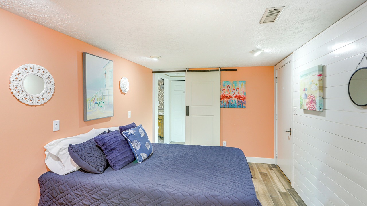 Photo of Bedroom in Vermilion