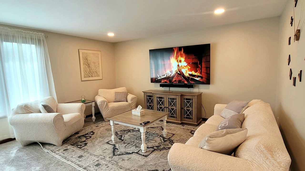 Photo of Livingroom in Cheektowaga