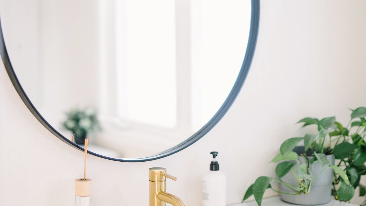 Photo of Bathroom in Conquerall Bank