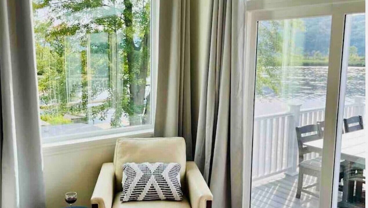 Photo of Livingroom in Middlesex