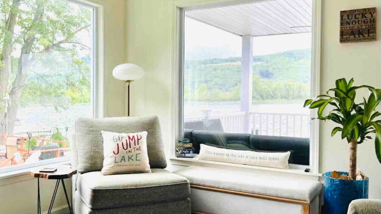Photo of Livingroom in Middlesex