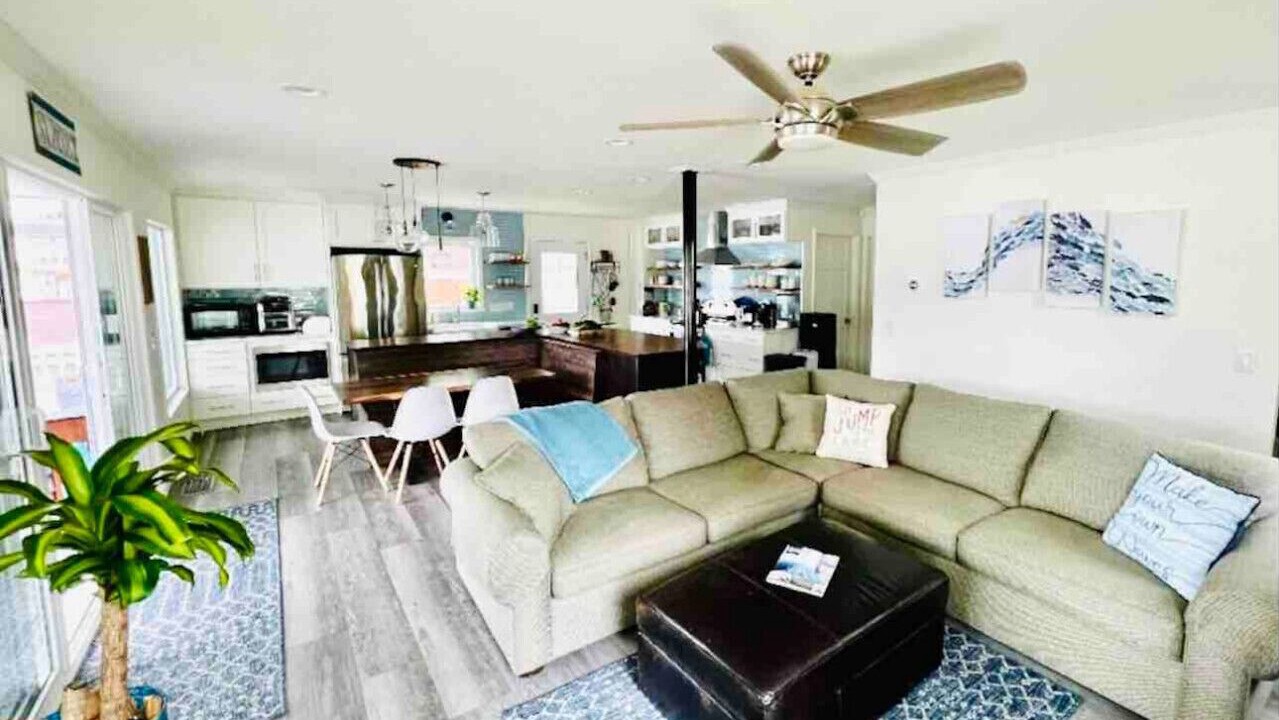 Photo of Livingroom in Middlesex