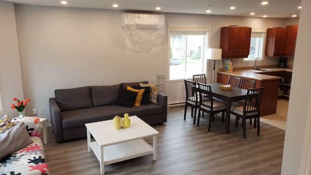 Photo of Livingroom in Laval
