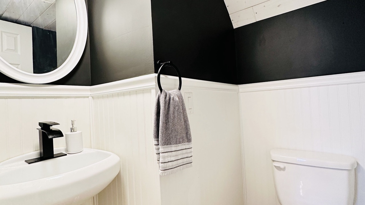 Photo of Bathroom in Willoughby