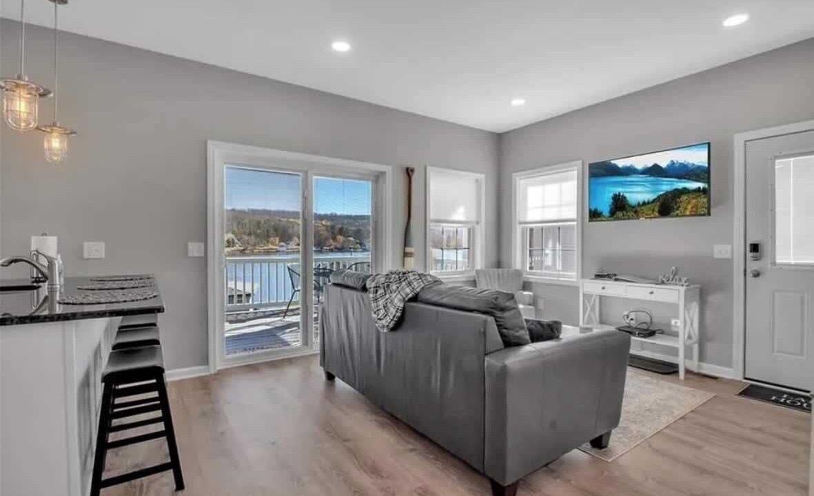 Photo of Livingroom in Lime Lake-Machias