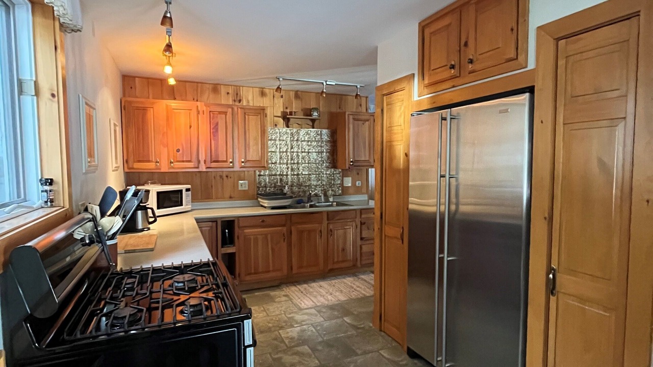 Photo of Kitchen in Beddington