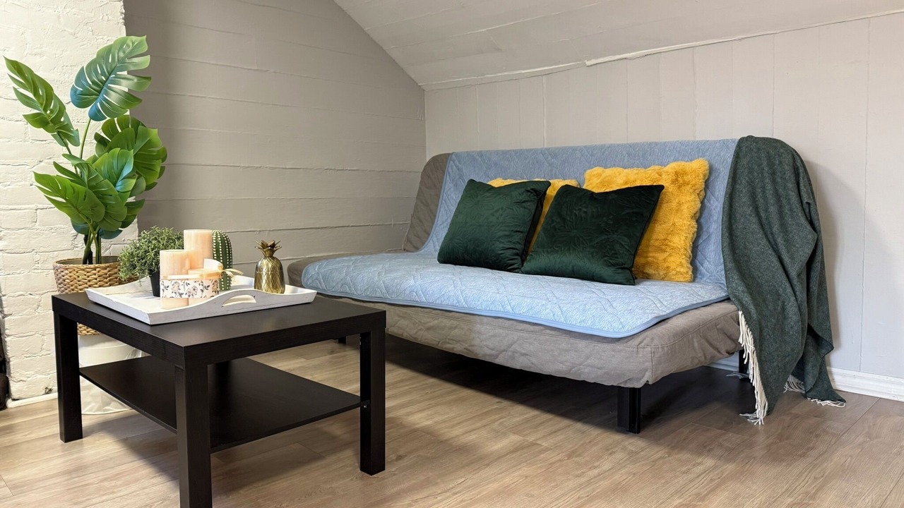 Photo of Livingroom in Bickford Park