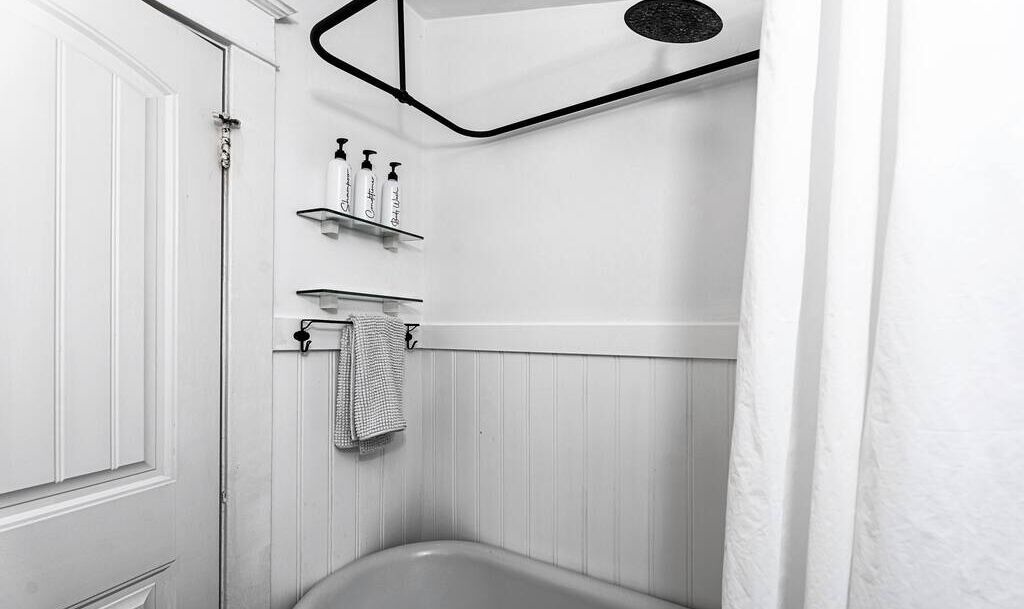 Photo of Bathroom in North Central Edmonton