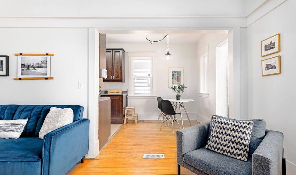 Photo of Livingroom in North Central Edmonton
