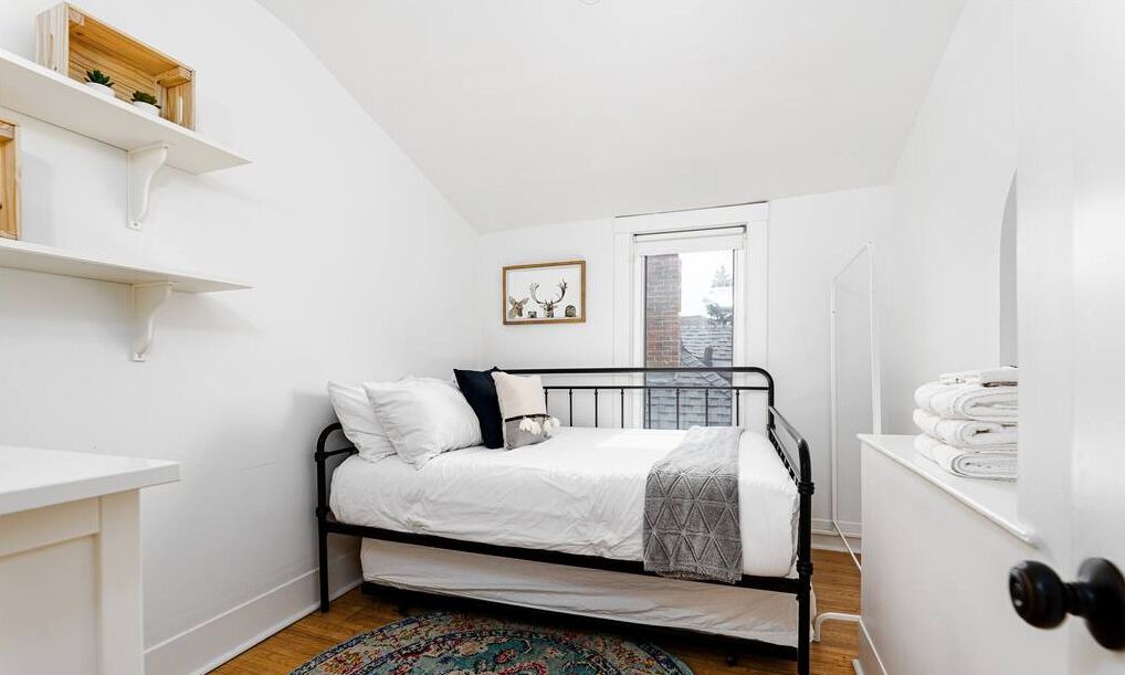 Photo of Bedroom in North Central Edmonton