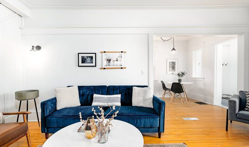 Photo of Livingroom in North Central Edmonton