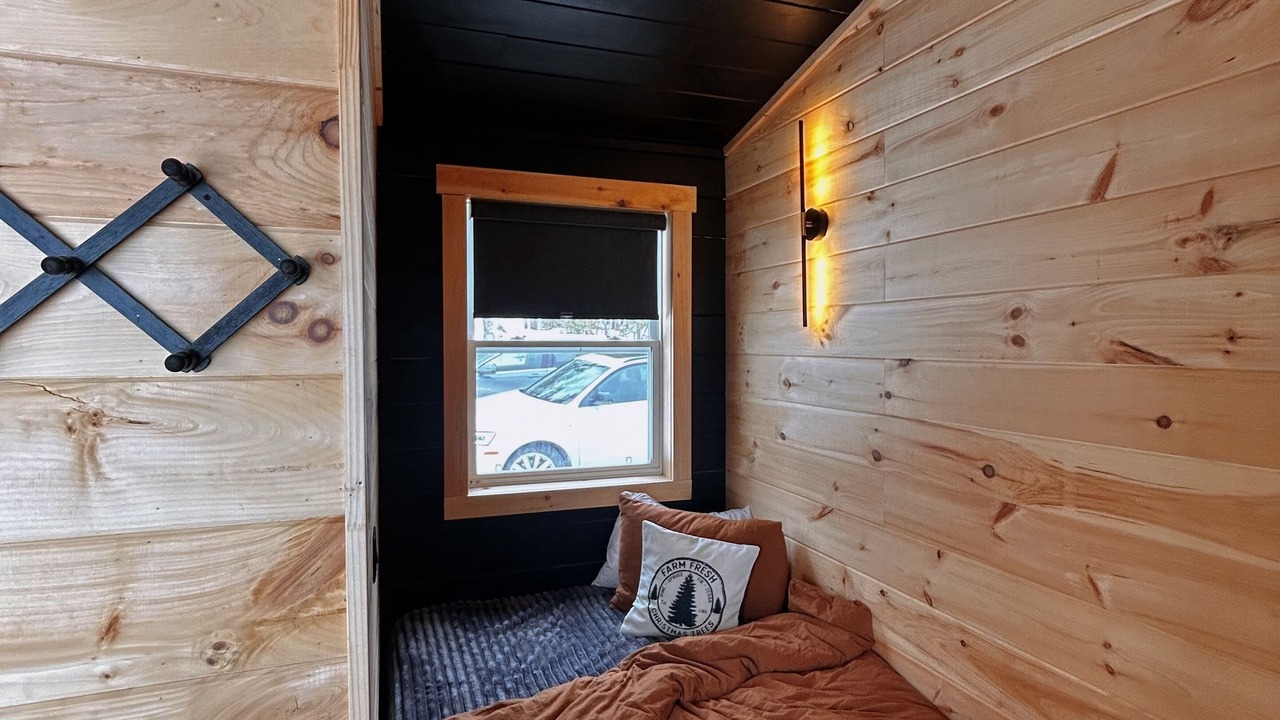 Photo of Bedroom in Saint-Joseph-de-Kent