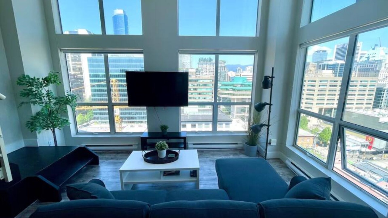 Photo of Livingroom in Downtown Vancouver