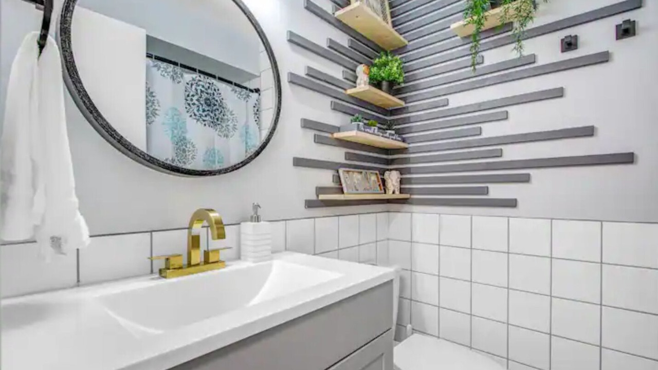 Photo of Bathroom in North Central Edmonton