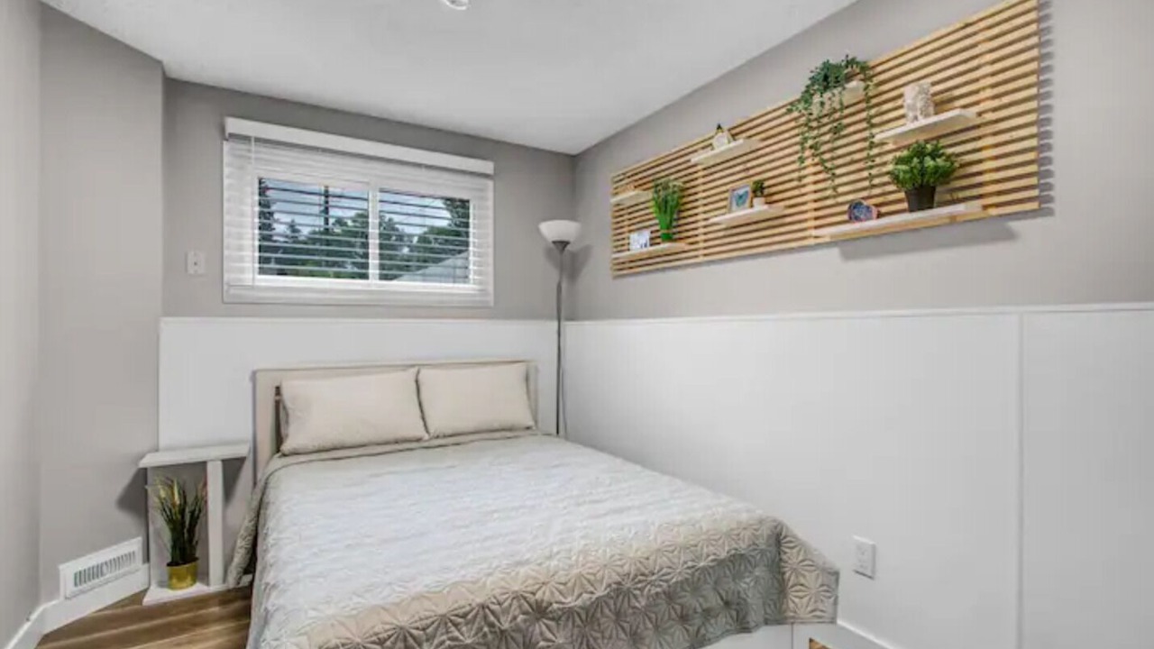 Photo of Bedroom in North Central Edmonton
